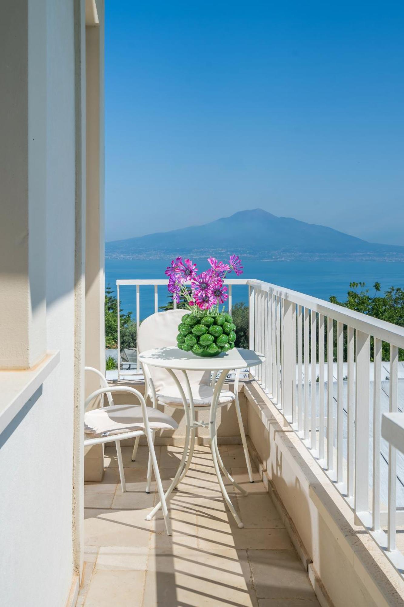 Maison Montechiaro Hostel Vico Equense