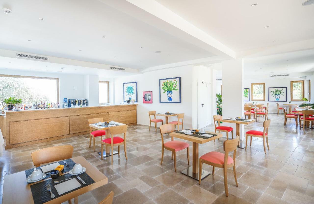 Maison Montechiaro Hostel