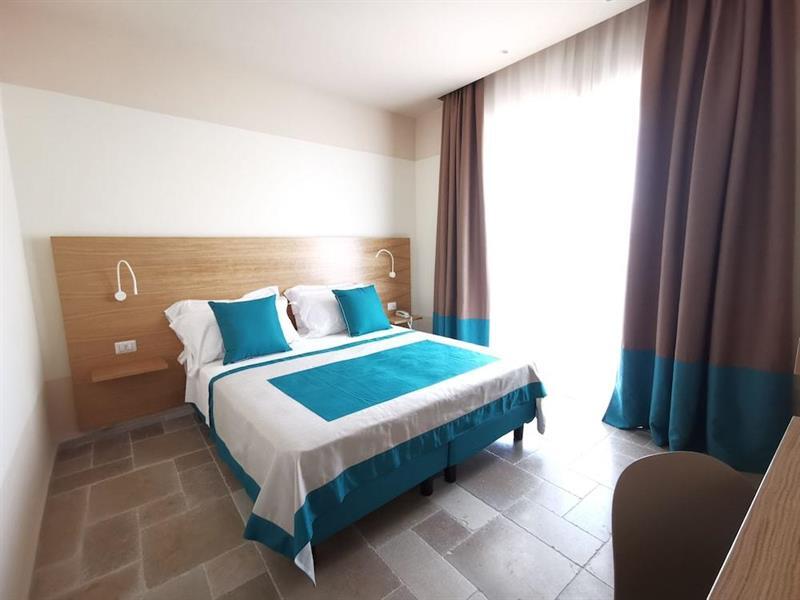 Maison Montechiaro Hostel