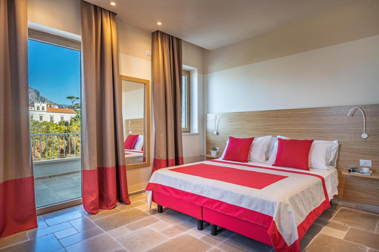 Hostal Maison Montechiaro *